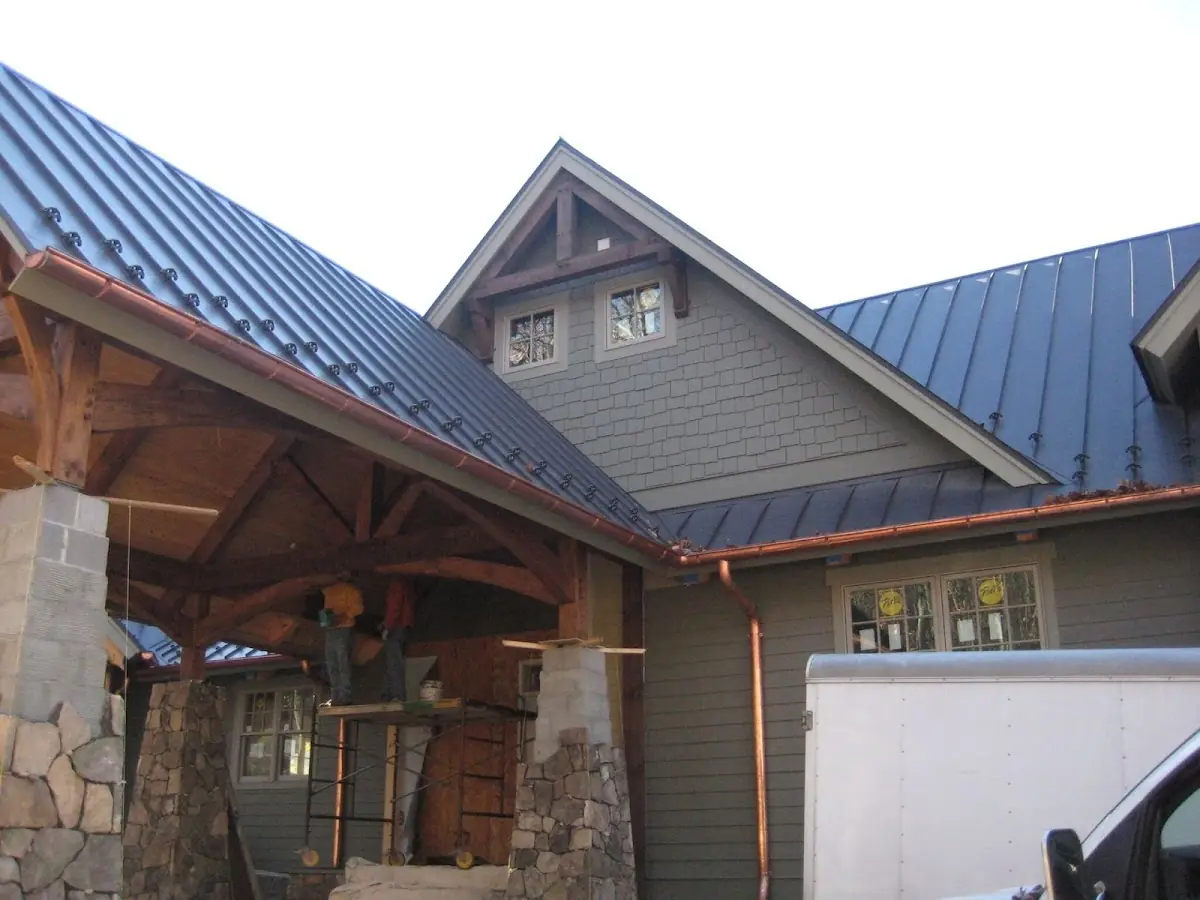 Craftsman Roofing team delivering quality roofing work in Kirkland